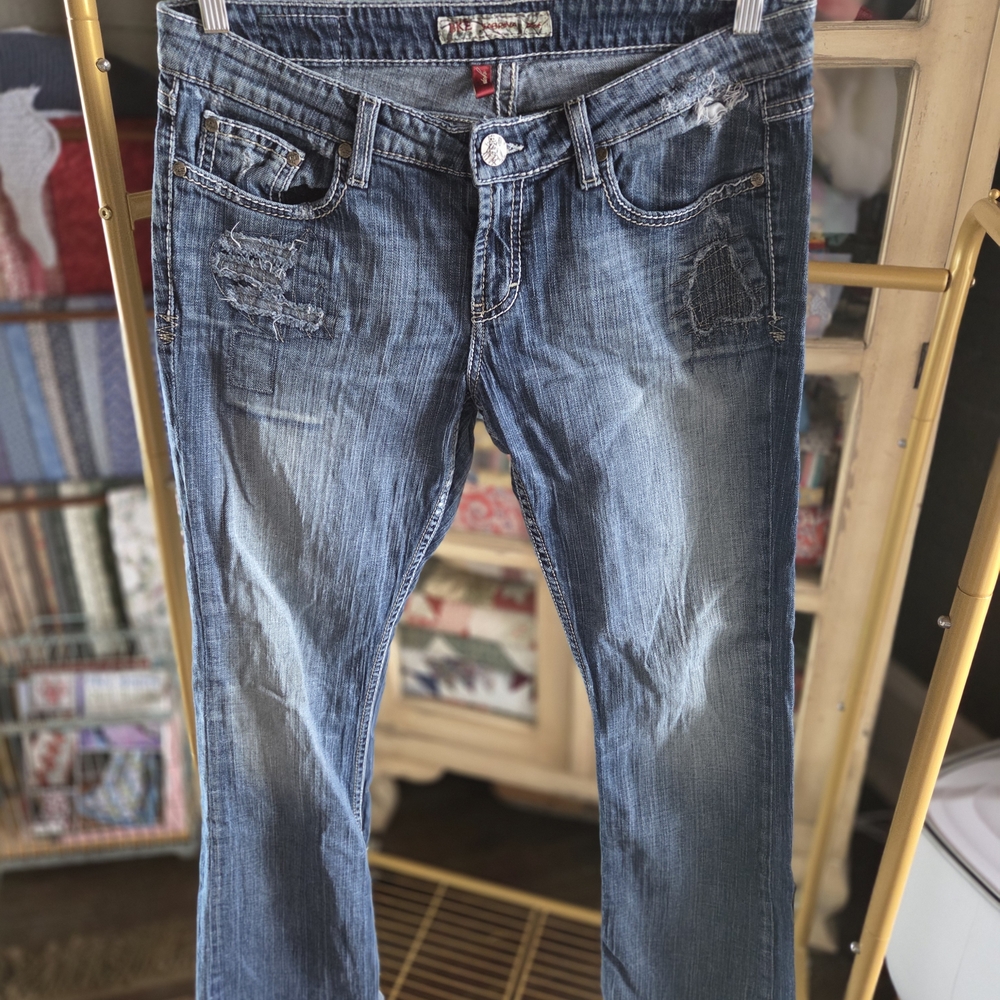 BKE Sabrina Distressed Blue Jeans 31x31.5